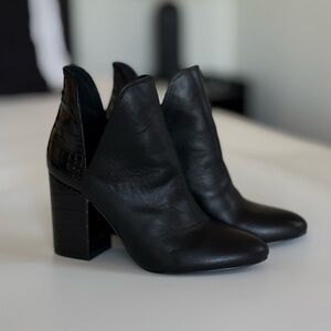 Steve Madden Rookie Snake Print Black Bootie